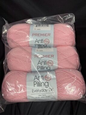 Premier Yarns Anti-Pilling Everyday DK Yarn BABY PINK 2 Sealed Packs of 3 NEW
